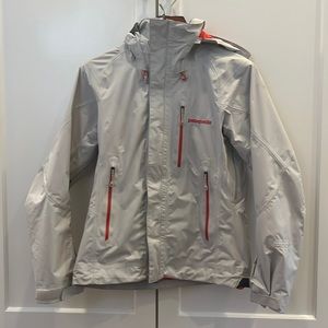 Women’s XS Patagonia Waterproof Jacket, Beige with Coral Lining